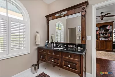 999 Schwarzlose Road, New Braunfels, TX 78130 - Photo 15