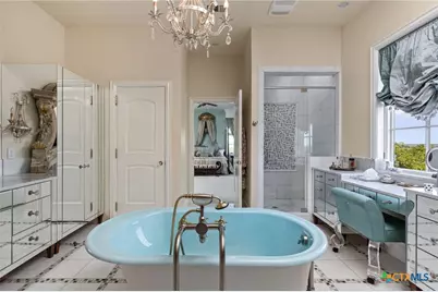 999 Schwarzlose Road, New Braunfels, TX 78130 - Photo 13