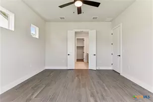 1628 Dancing Oak Ln, San Marcos, TX 78666 - Photo 15