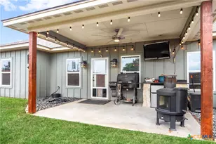 145 Navarro Xing, Seguin, TX 78155 - Photo 23