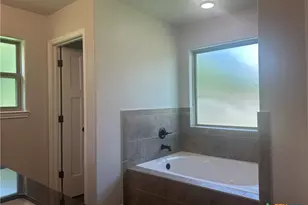 2005 Edna Ln, Troy, TX 76579 - Photo 11