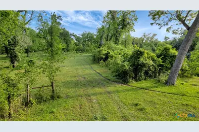 000 San Antonio River Road, Victoria, TX 77905 - Photo 13