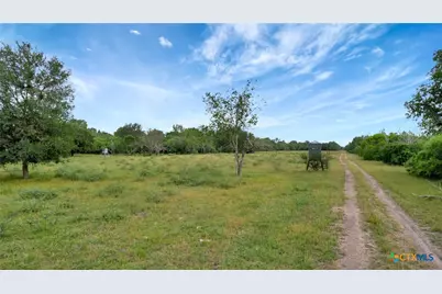 000 San Antonio River Road, Victoria, TX 77905 - Photo 33