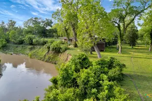 000 San Antonio River Rd, Victoria, TX 77905 - Photo 9