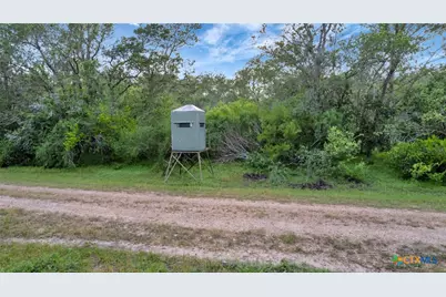000 San Antonio River Road, Victoria, TX 77905 - Photo 29