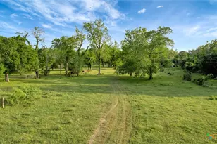 000 San Antonio River Rd, Victoria, TX 77905 - Photo 21