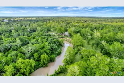 000 San Antonio River Road, Victoria, TX 77905 - Photo 1
