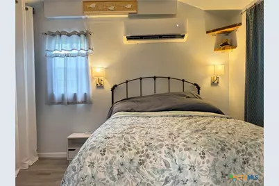 1008 W Dallas Avenue, Seadrift, TX 77983 - Photo 19