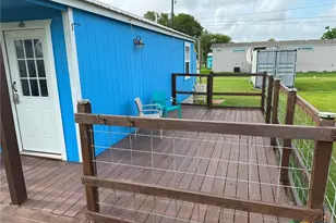 1008 W Dallas Ave, Seadrift, TX 77983 - Photo 5