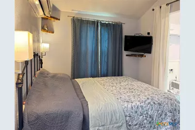 1008 W Dallas Avenue, Seadrift, TX 77983 - Photo 21