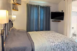 1008 W Dallas Ave, Seadrift, TX 77983 - Photo 21