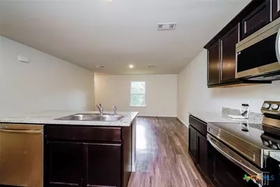 613 S 24th Street, Temple, TX 76501 - Photo 9