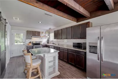 104 Matthews Circle, Liberty Hill, TX 78642 - Photo 7