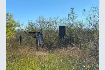 000 County Rd 407, Waelder, TX 78959 - Photo 35