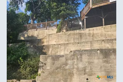 263 E Garden Street, New Braunfels, TX 78130 - Photo 3