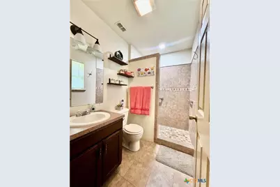 529 Guerra Lane, Gonzales, TX 78629 - Photo 17