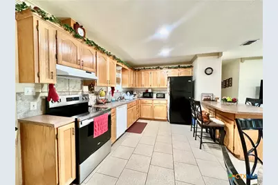 529 Guerra Lane, Gonzales, TX 78629 - Photo 9