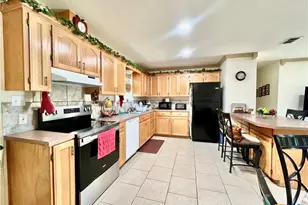 529 Guerra Ln, Gonzales, TX 78629 - Photo 9