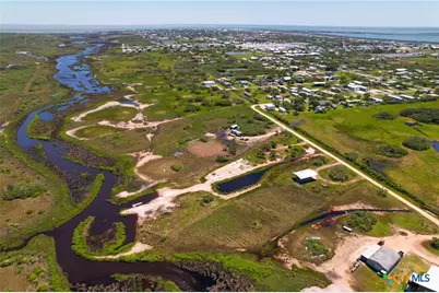 124 Riley Lane, Port O'Connor, TX 77982 - Photo 7