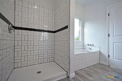 1234 Clearcreek Drive, Canyon Lake, TX 78133 - Photo 37