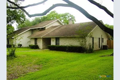 306 Woodway Drive, Victoria, TX 77904 - Photo 3