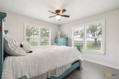 5530 US Highway 90A, Shiner, TX 77984 - Photo 15