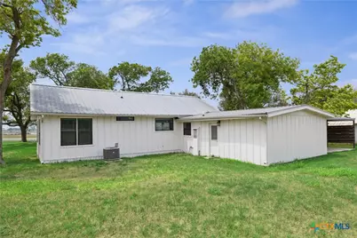 5530 US Highway 90A, Shiner, TX 77984 - Photo 35