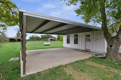 5530 US Highway 90A, Shiner, TX 77984 - Photo 33