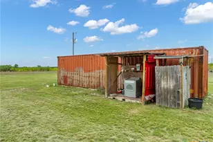 47 S County Road 415, Lometa, TX 76853 - Photo 17