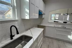 717 Avenue C, Seguin, TX 78155 - Photo 7