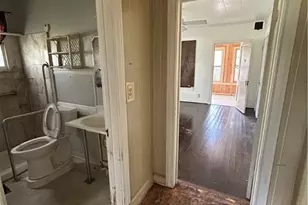 1511 E Constitution St, Victoria, TX 77901 - Photo 19