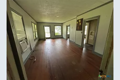 1511 E Constitution Street, Victoria, TX 77901 - Photo 13