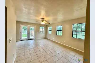 677 County Road 3081, Lampasas, TX 76550 - Photo 13