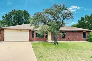 677 County Rd 3081, Lampasas, TX 76550 - Photo 1