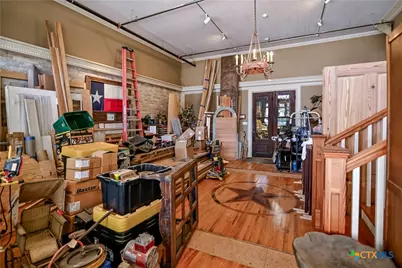 122 E Main Street, Cuero, TX 77954 - Photo 3