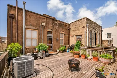 122 E Main Street, Cuero, TX 77954 - Photo 27
