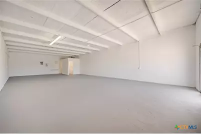 1419 Fleming Drive #Warehouse 9, Seguin, TX 78155 - Photo 5