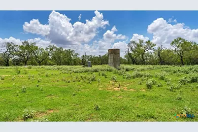 209 Fm 1344, Floresville, TX 78114 - Photo 37