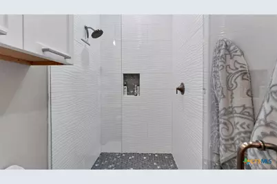 209 Fm 1344, Floresville, TX 78114 - Photo 11