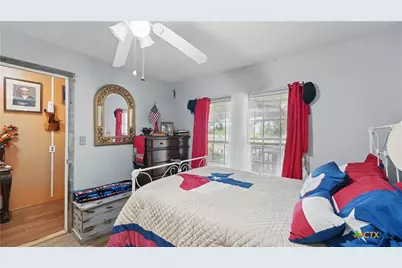 15521 E Highway 90, Kingsbury, TX 78638 - Photo 19