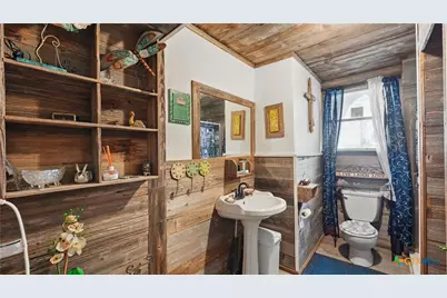 15521 E Highway 90, Kingsbury, TX 78638 - Photo 3