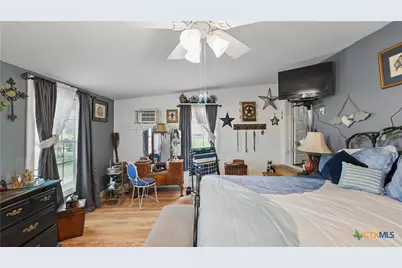 15521 E Highway 90, Kingsbury, TX 78638 - Photo 7