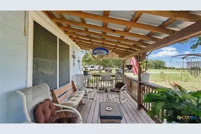 15521 E Highway 90, Kingsbury, TX 78638 - Photo 29