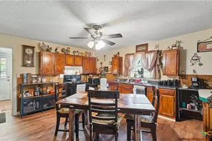 15521 E Hwy 90, Kingsbury, TX 78638 - Photo 11
