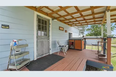 15521 E Highway 90, Kingsbury, TX 78638 - Photo 27