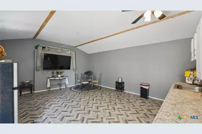 15521 E Highway 90, Kingsbury, TX 78638 - Photo 35