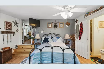 15521 E Highway 90, Kingsbury, TX 78638 - Photo 17