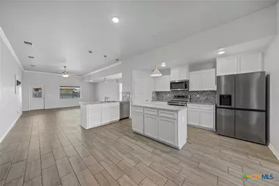 826 Paseo Del Plata Drive, Temple, TX 76502 - Photo 5