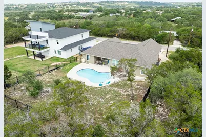 1587 Lakeshore Drive, Canyon Lake, TX 78133 - Photo 23