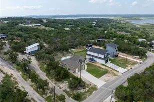 1587 Lakeshore Dr, Canyon Lake, TX 78133 - Photo 23
